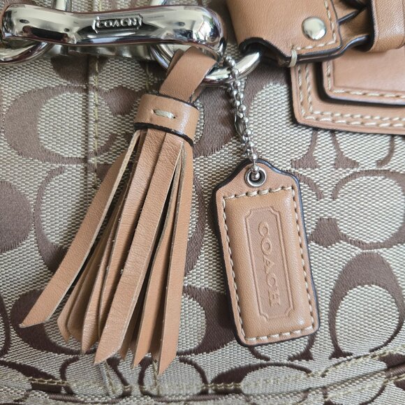 Coach Hampton Bag - Picture 10 of 12